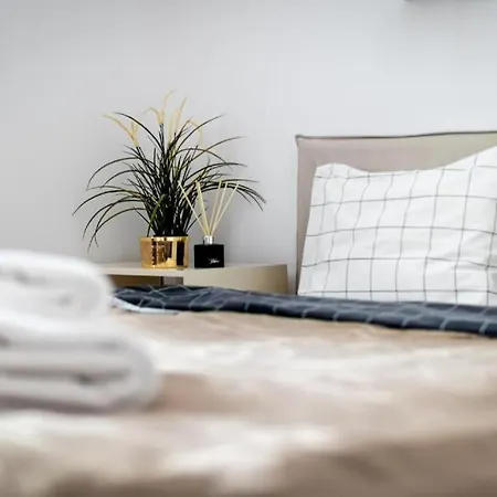 Golden - Stare - Cozy And Stylish - Mostowa Appartamento